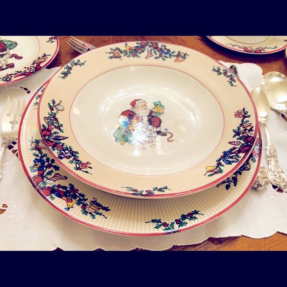 Neiman Marcus, Horchow collection NEW boxed 4- 6 piece Christmas place settings - Picture 13 of 15